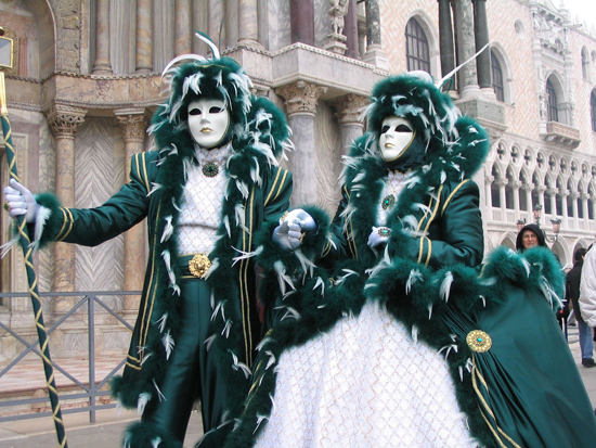 Llega Carnaval y nos vamos a hacer una máscara veneciana