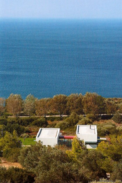 Casa de vacaciones en Evia. Una casa en una isla griega mirando al mar 
