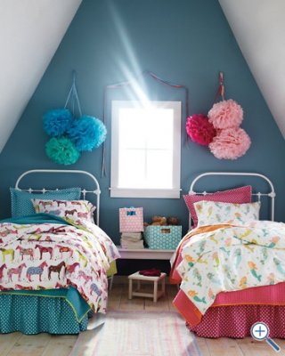 Decorar una habitación con color. El uso del contraste de color en la decoración de nuestras casas 
