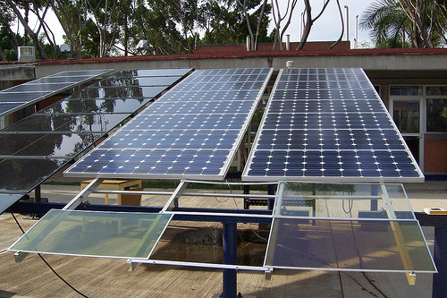 La energía fotovoltica. Un sistema alternativo a la producción de energía eléctrica en nuestros edificios 