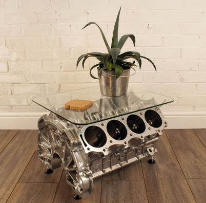 Un motor Rover V8 reconvertido en una mesita de té